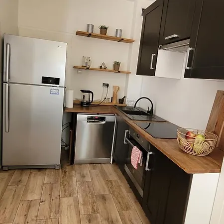 Czerwone Maki アパート ワルシャワ