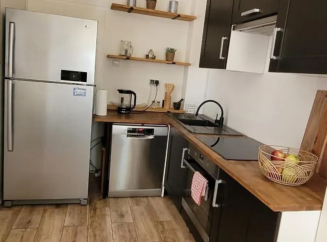 Czerwone Maki شقة وارسو