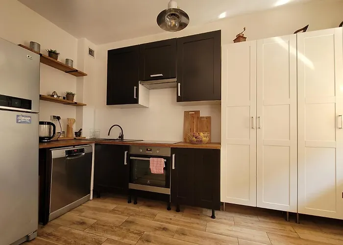 Czerwone Maki وارسو