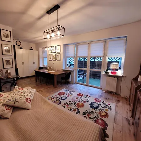 Czerwone Maki Lejlighed Warszawa